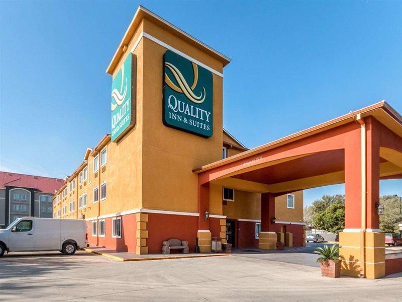 Quality Inn & Suites Seaworld North San Antonio Exteriör bild