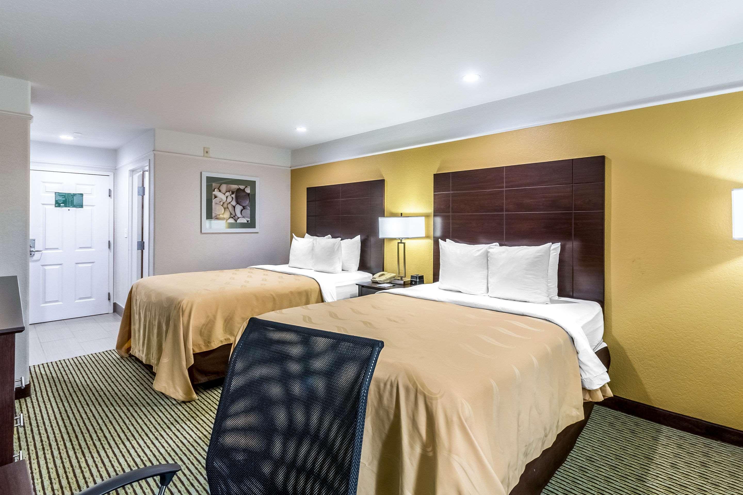 Quality Inn & Suites Seaworld North San Antonio Exteriör bild